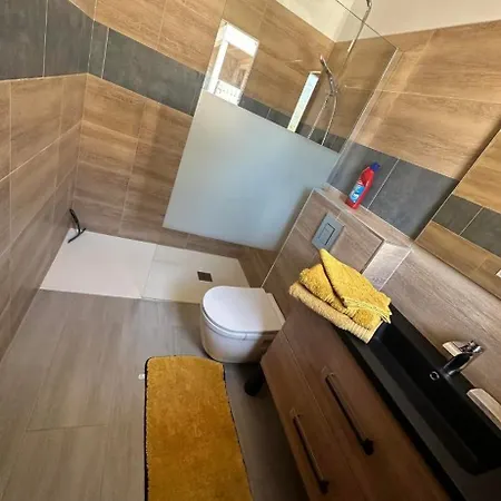 Mawie Villa Sotta
